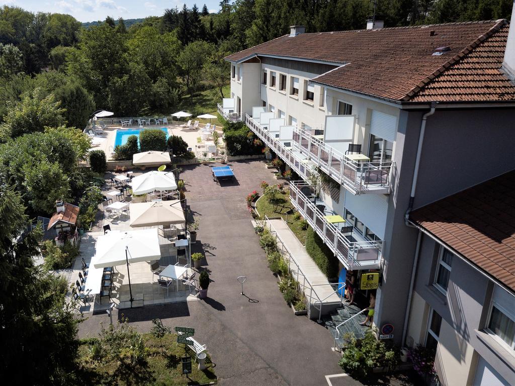 Logis Hotel Maison Carree Restaurant O Carre Dart Méréville Dış mekan fotoğraf